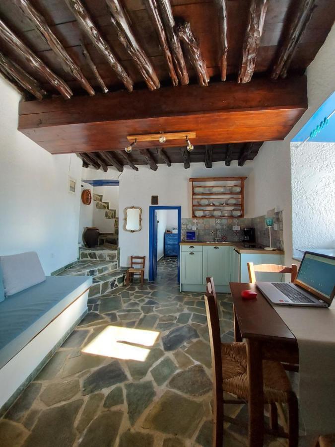 Le Petit Chateau Ano Syros Zewnętrze zdjęcie