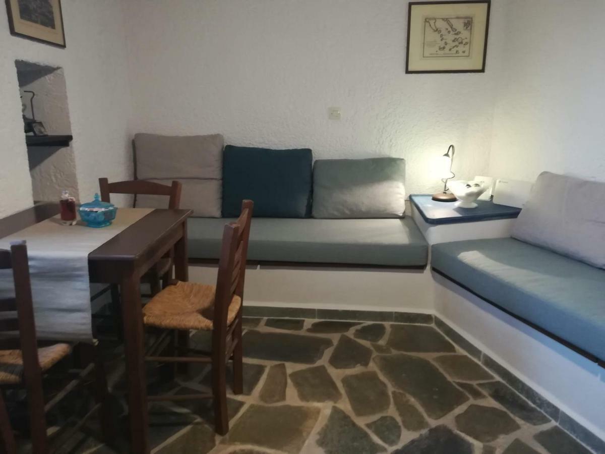 Le Petit Chateau Ano Syros Zewnętrze zdjęcie